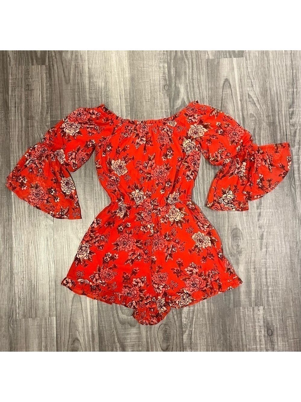 Fabulous American Eagle Boho Floral Romper - Picture 2 of 3